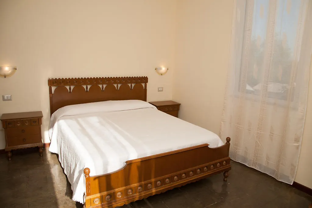 Bed And Breakfast Nonna Pia Fertilia 0*,